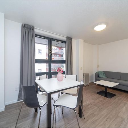 Апартаменти Joivy Affordable 3,4,5 And 12 Bed Private Flats Next To Royal Mile (Adults Only) Единбург Екстер'єр фото