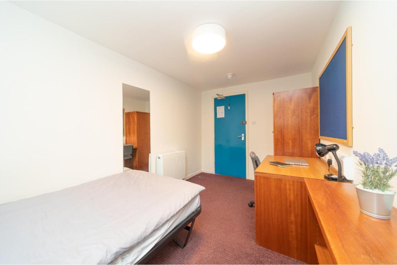 Апартаменти Joivy Affordable 3,4,5 And 12 Bed Private Flats Next To Royal Mile (Adults Only) Единбург Екстер'єр фото