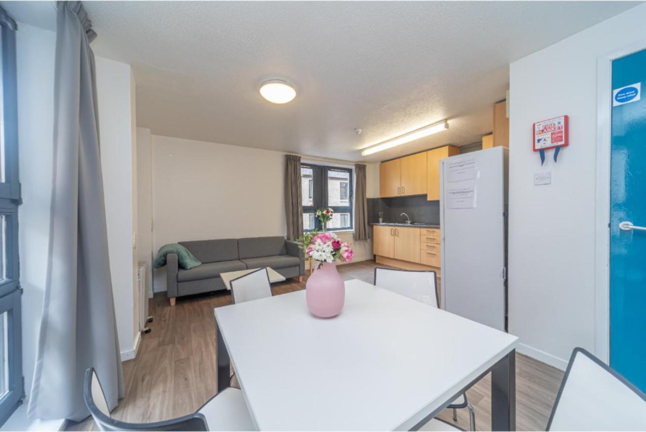 Апартаменти Joivy Affordable 3,4,5 And 12 Bed Private Flats Next To Royal Mile (Adults Only) Единбург Екстер'єр фото